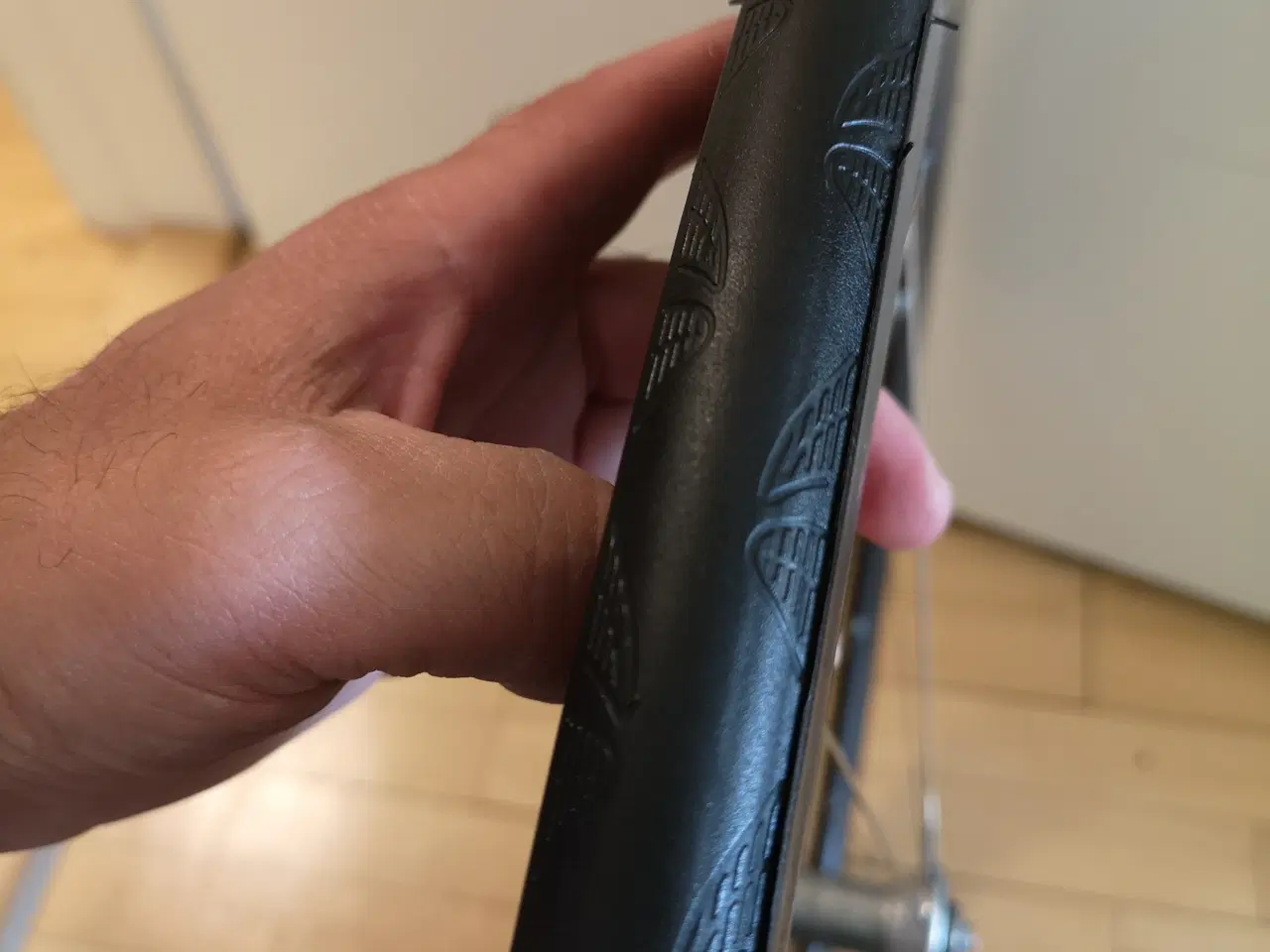 Billede 6 - Weight 803 gr. New tire unused, and carbon fiber b