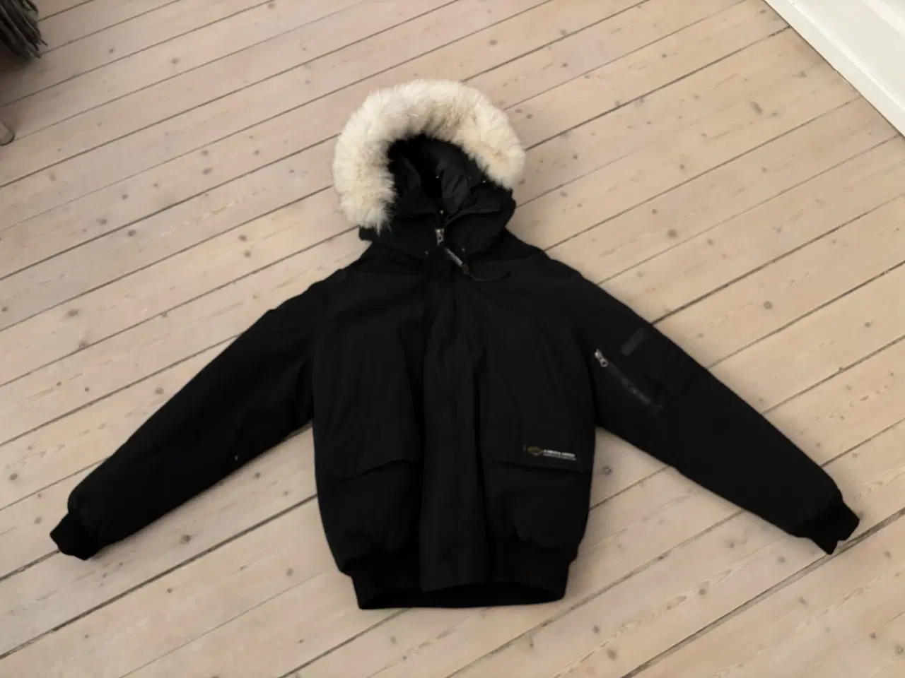 Billede 1 - Canada Goose Chilliwack jakke str 38
