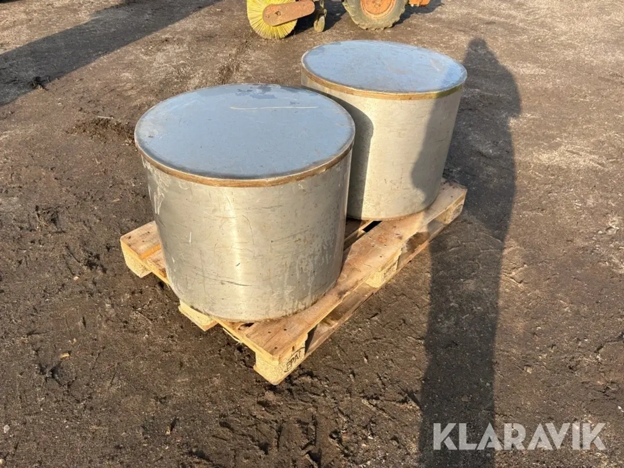 Billede 5 - Rustfri kar har været brugt til afsyring