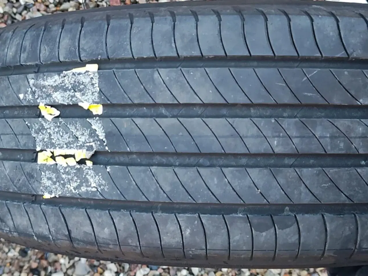Billede 3 - Sommerdæk, Michelin, 215 / 50 / R18