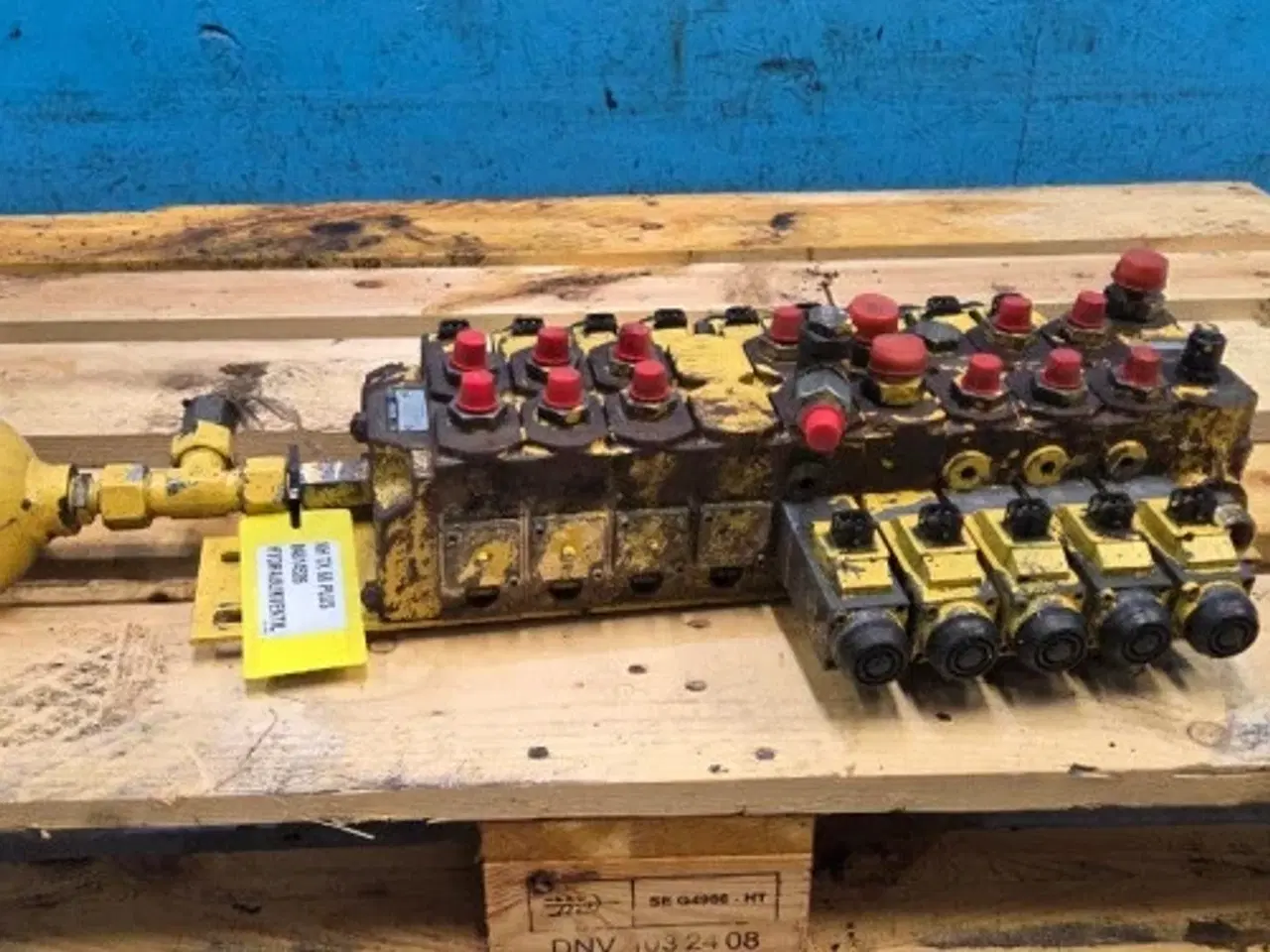 Billede 13 - New Holland TX68 Hydraulikventil 84814526