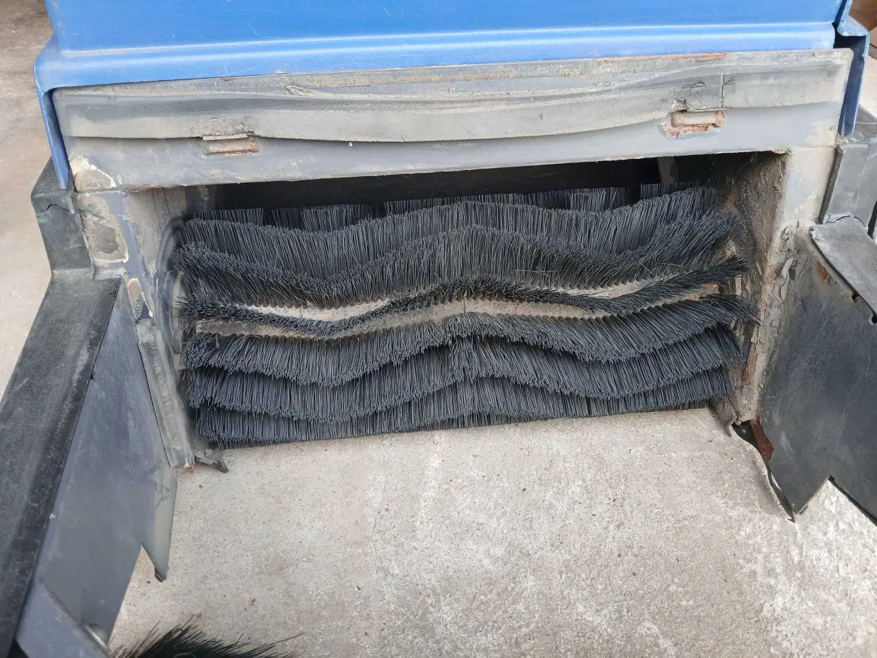 Billede 6 - nilfisk-Alto fejemaskine