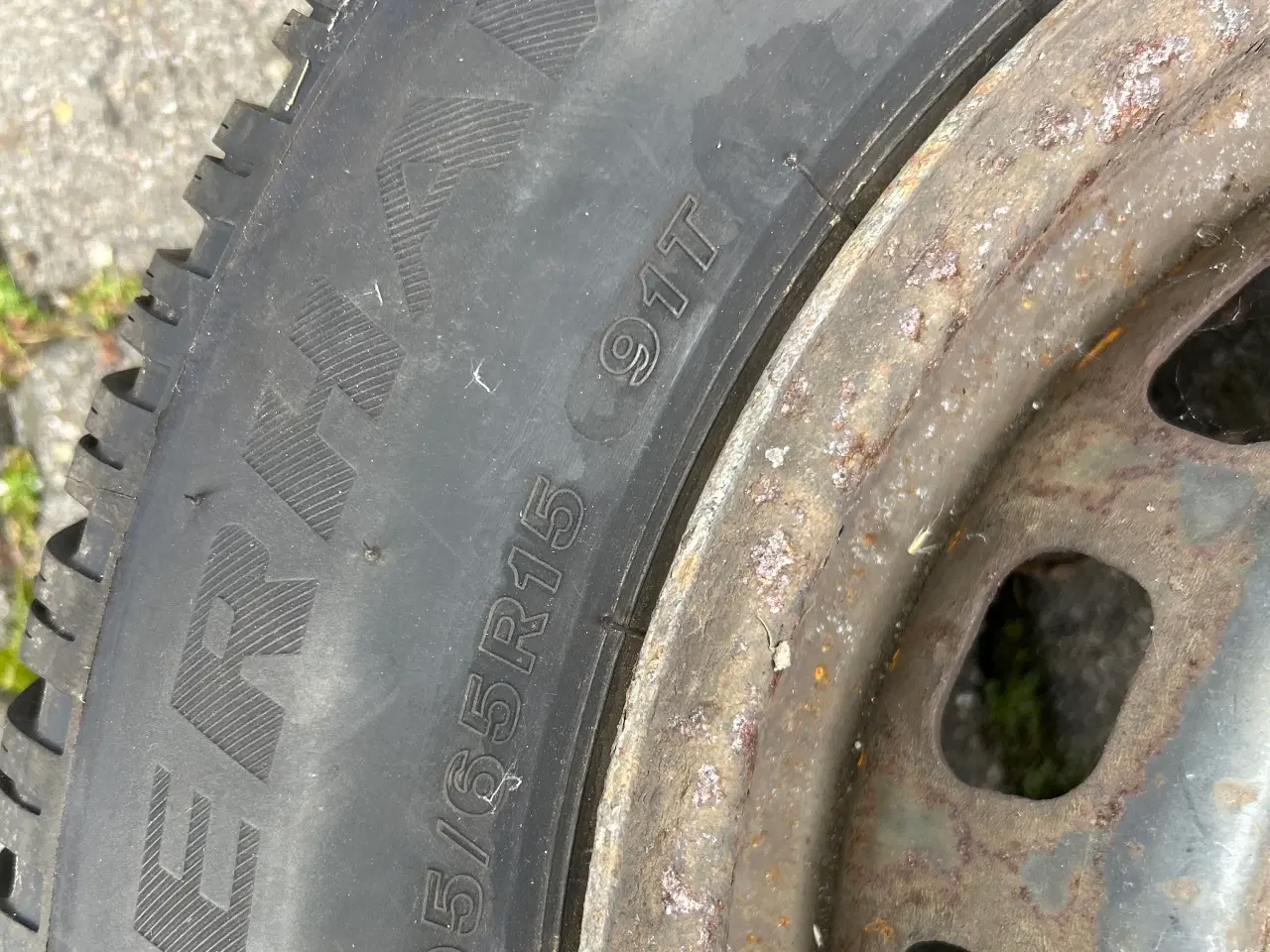 Billede 2 - Vinterhjul på stålfælge. Passer til Peugeot 308