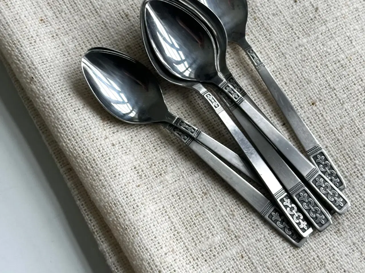 Billede 2 - Retro spiseskeer, rustfrit stål, 8 stk samlet