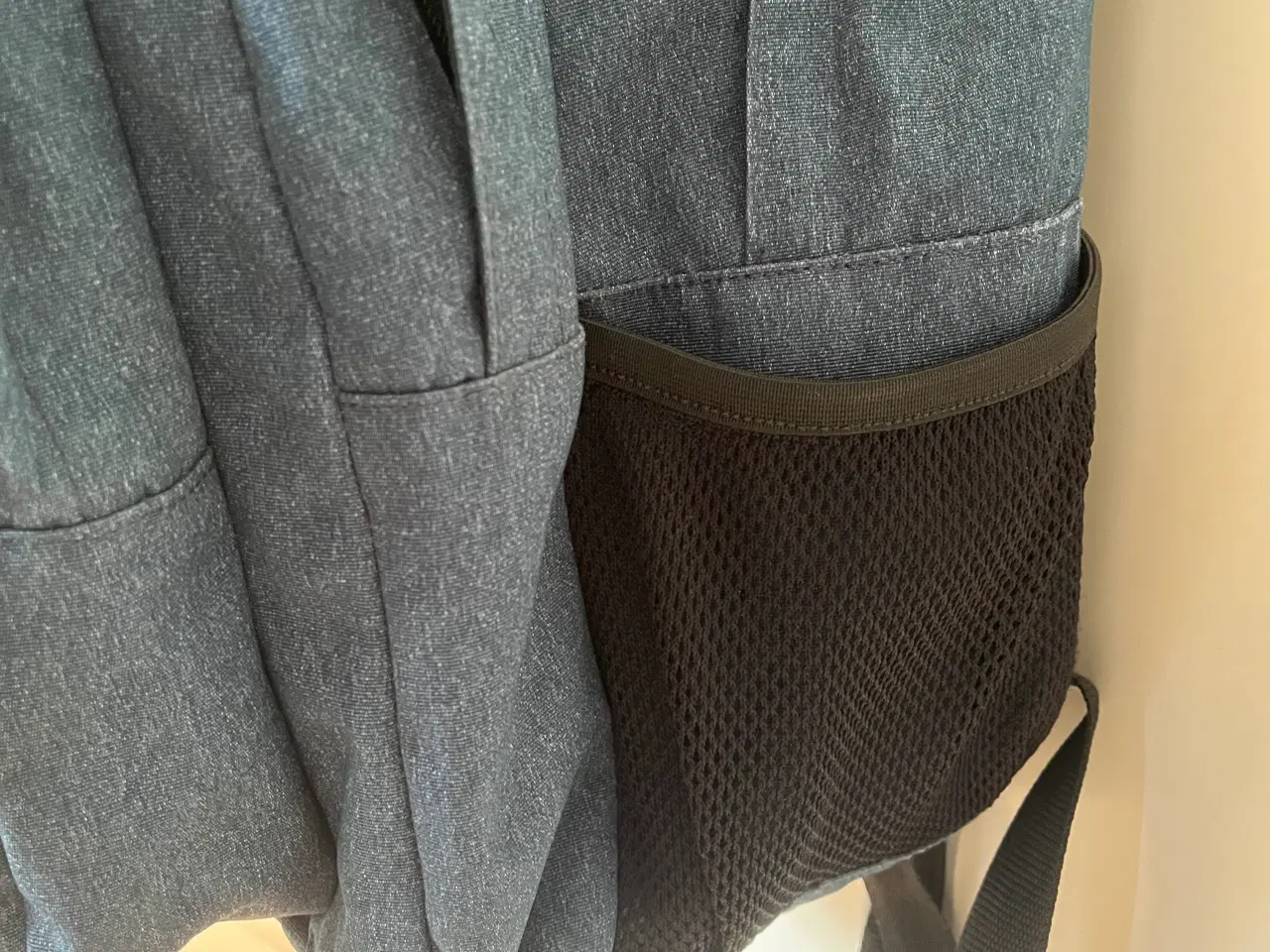 Billede 4 - Eastpak skoletaske