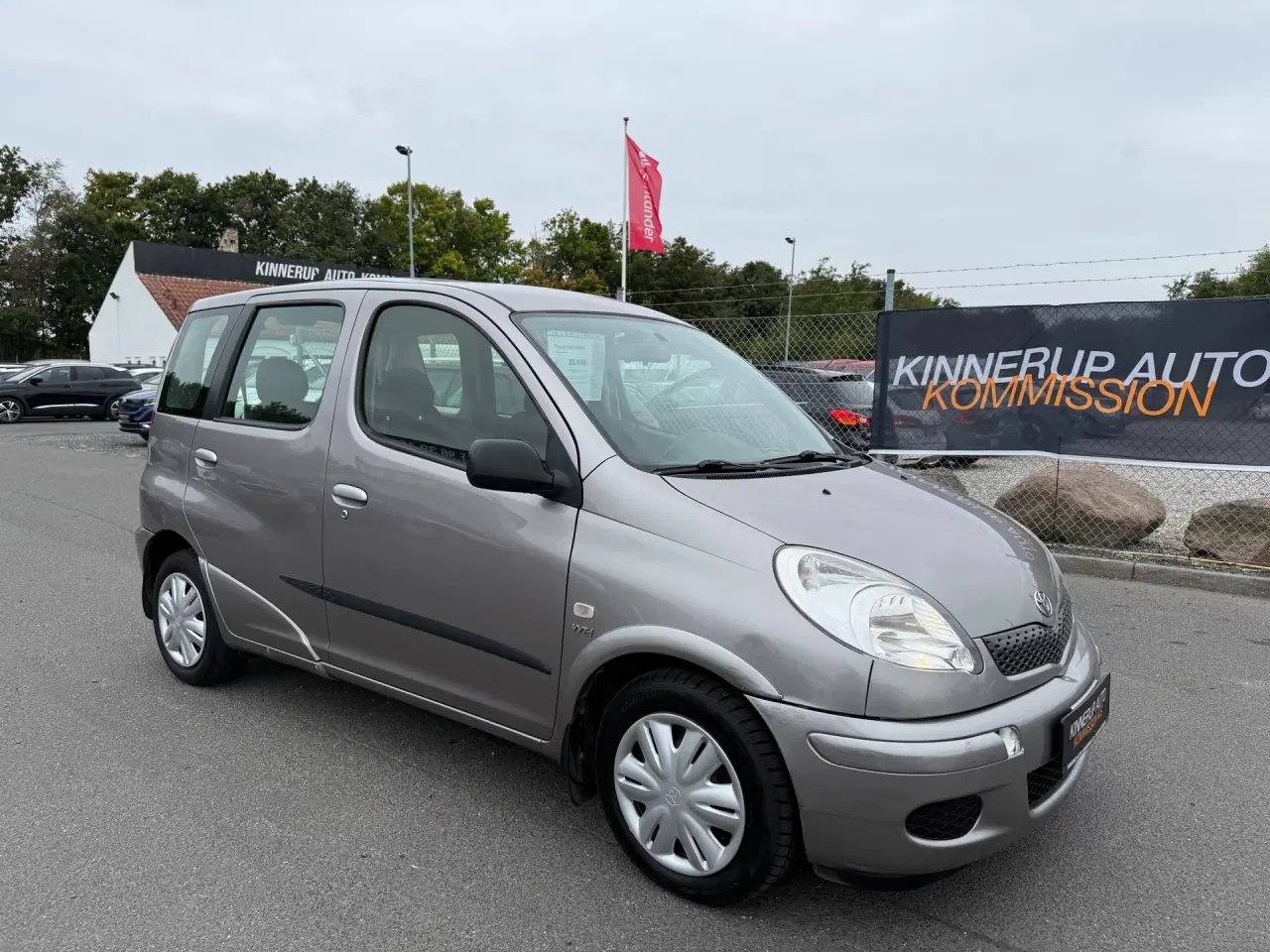 Billede 2 - Toyota Yaris Verso 1,3 Linea Sol 86HK