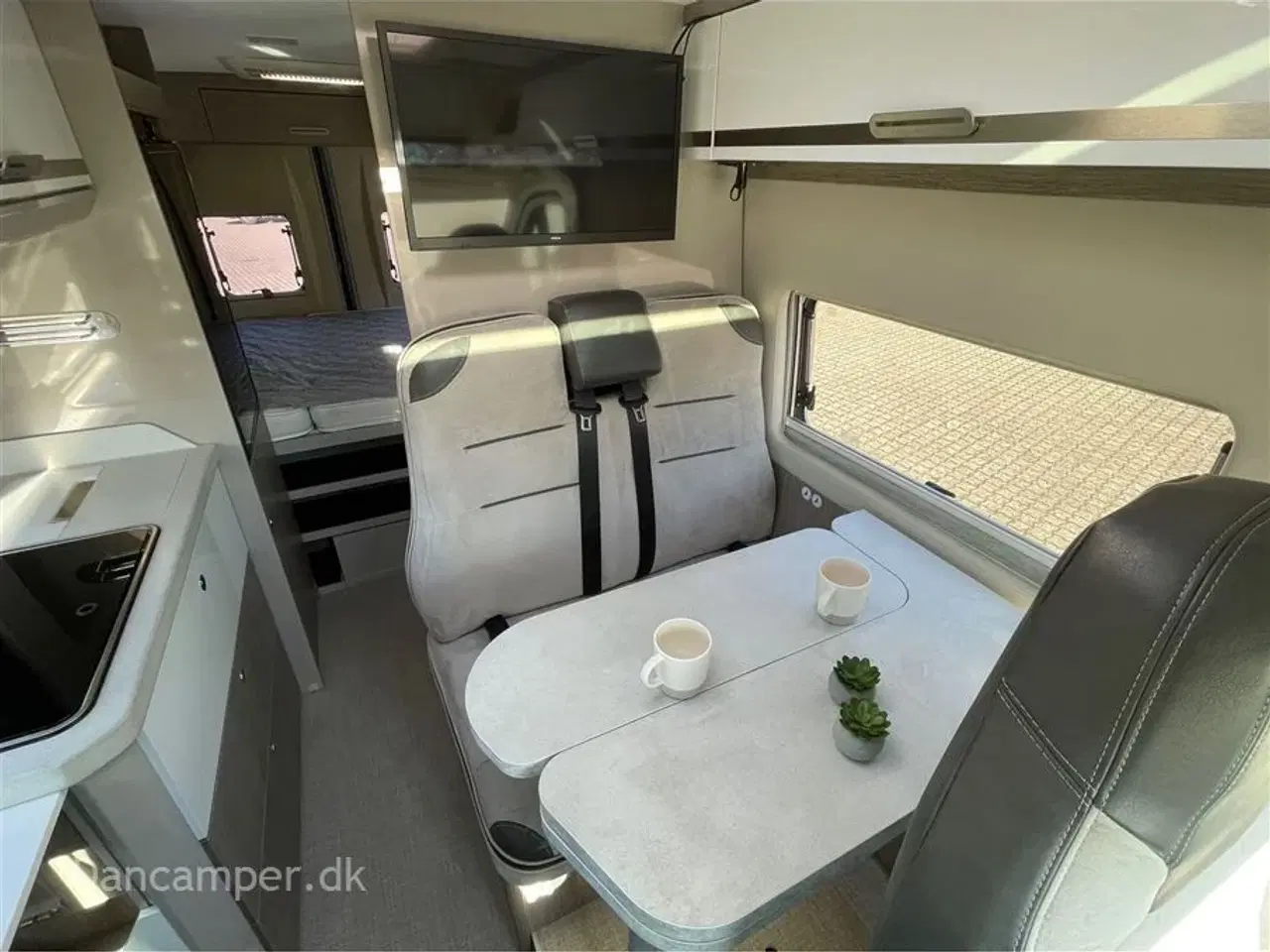 Billede 18 - 2022 - Chausson Premium Road Line   Kommissionsbil!  Speciallakering, 9 trins automatgear, 160 Hk,  træk og skyroof
