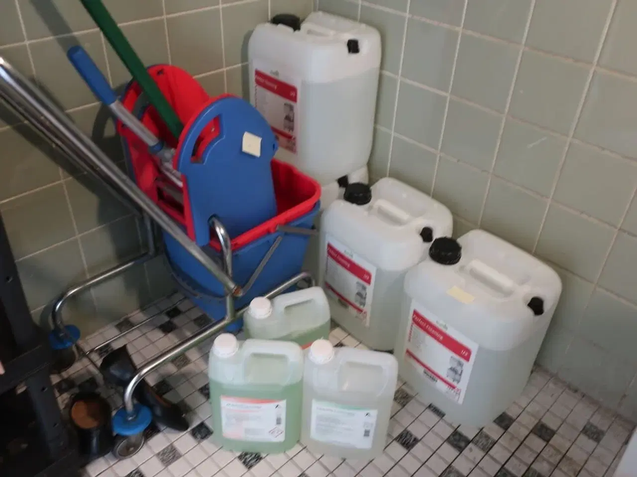 Billede 2 - Rengøringslot