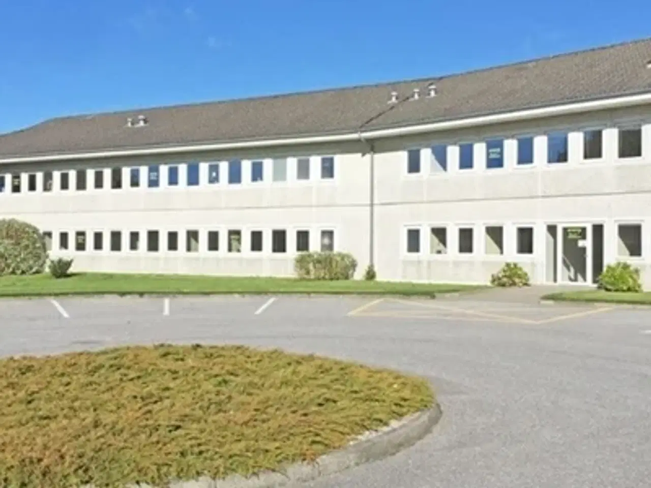 Billede 1 - Kontor i markant ejendom ved Indre Ringvej - i alt 800 kvm