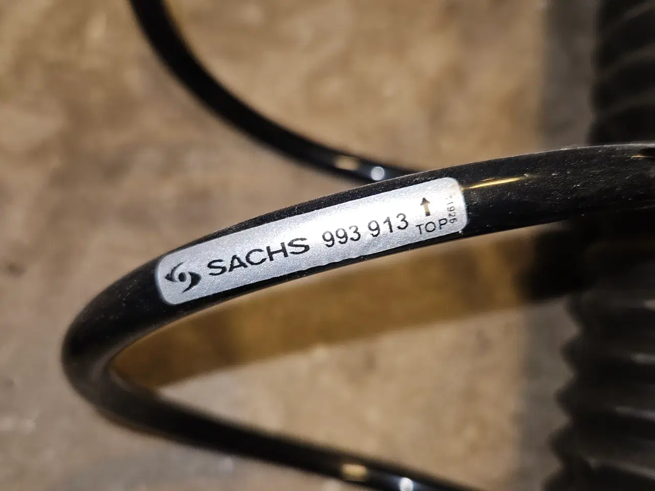 Billede 3 - Renault twingo 3 Støddæmpere, fjedre mm.