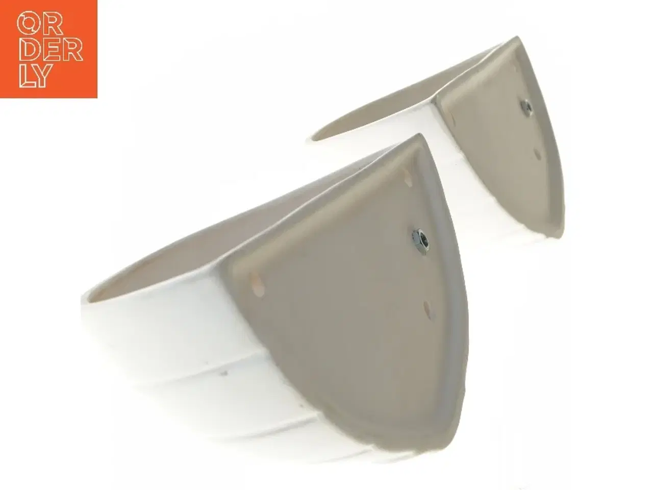 Billede 3 - Væglamper i hvid (str. 30x14,5x15 cm)