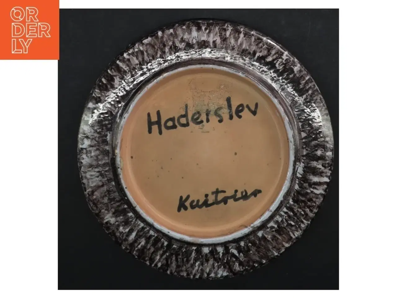 Billede 4 - Keramik fad med håndmalet dekoration (str. Ø. 20 cm)