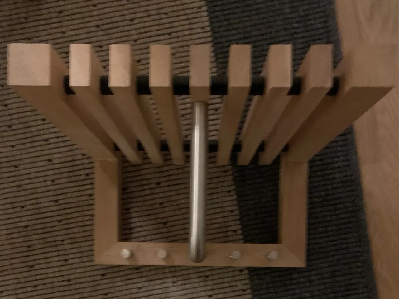 Billede 1 - Trip trap knagerække, egd