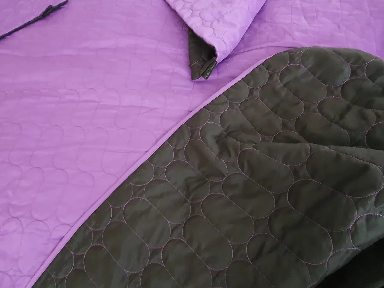 Billede 4 - Sengetæppe	