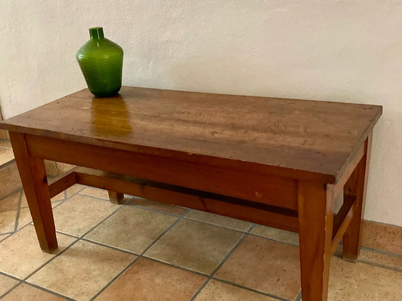 Billede 3 - Dansk 60’er sofabord i fyrretræ m/patina.