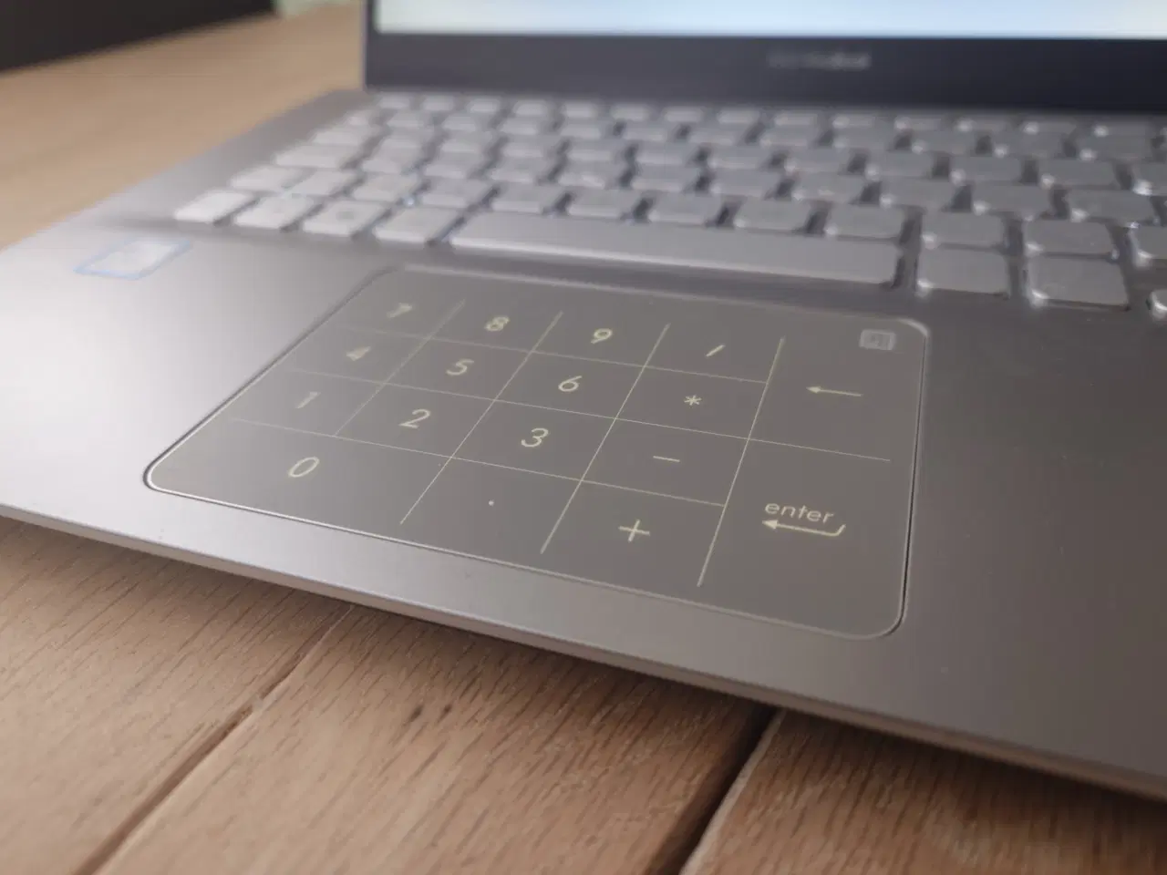 Billede 2 - Asus VivoBook 14 super studiebærbar med ny batteri