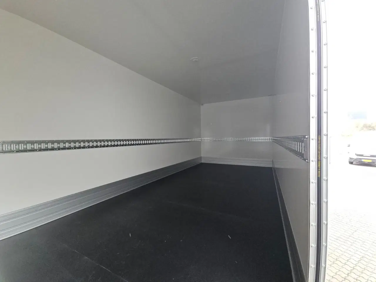 Billede 8 - MAN TGL 8.220 BL, Lukket kasse