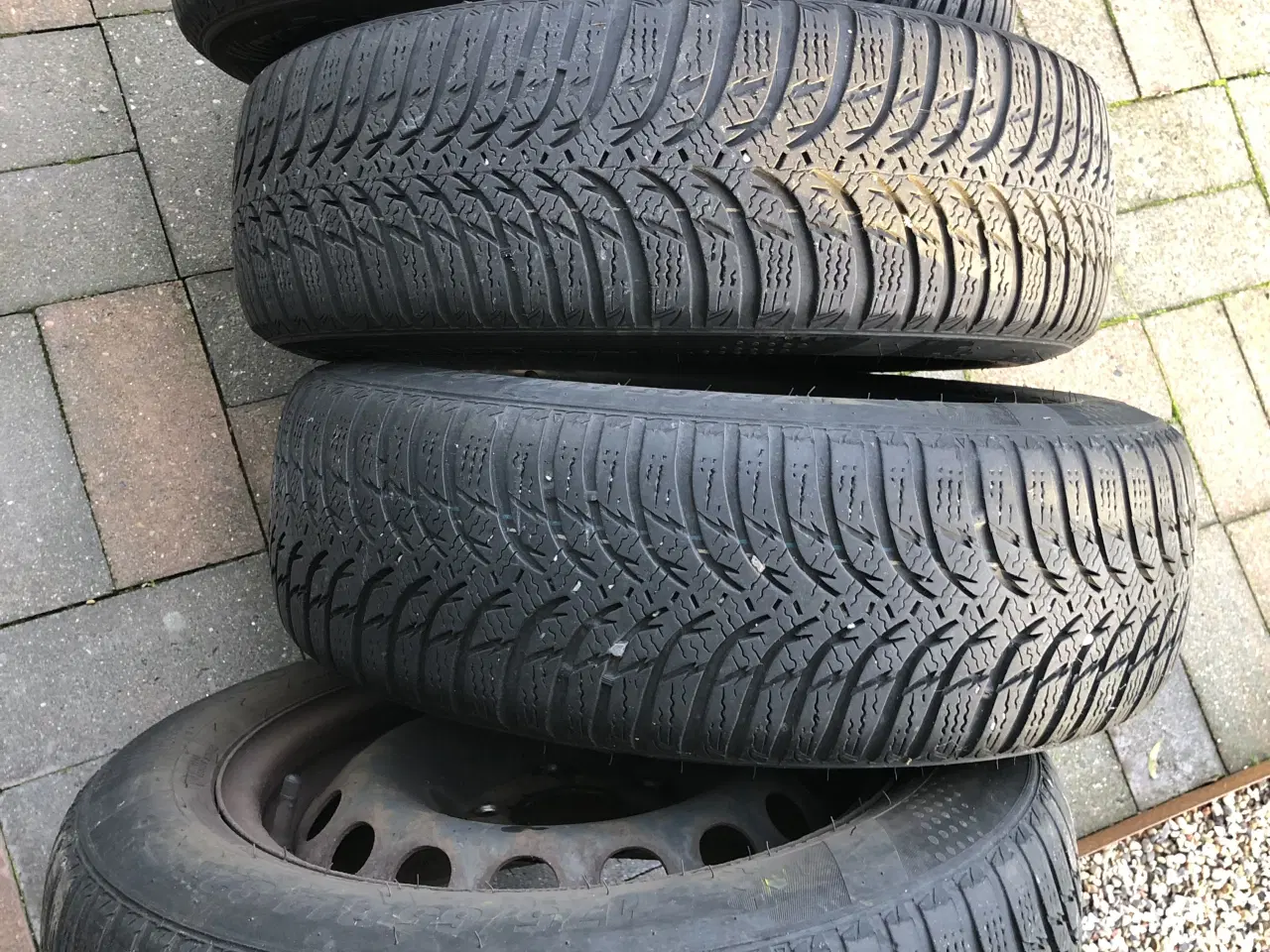 Billede 1 - Vinterhjul, stålfælge med vinterdæk