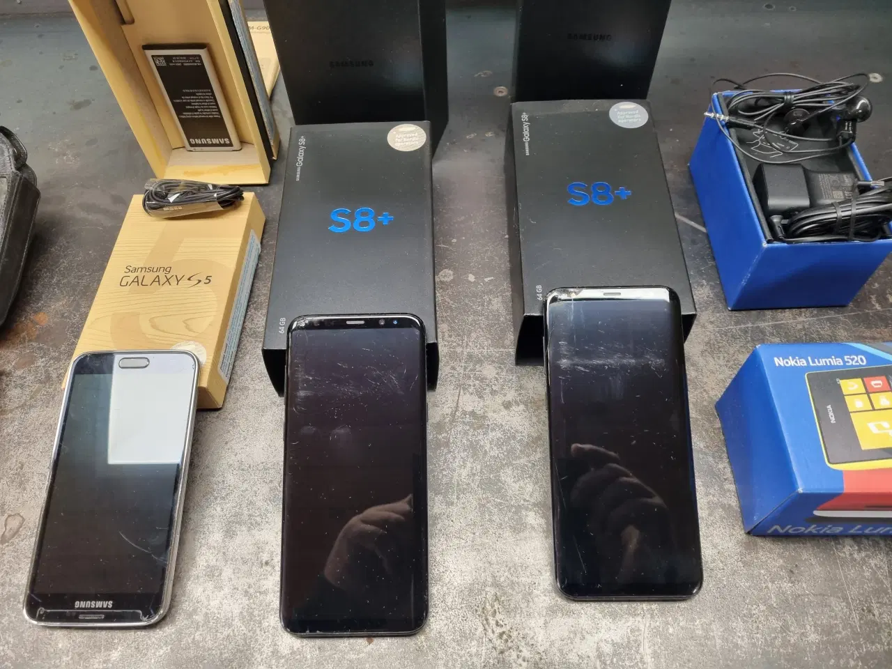Billede 2 - 5 stk mobiltelefon 
