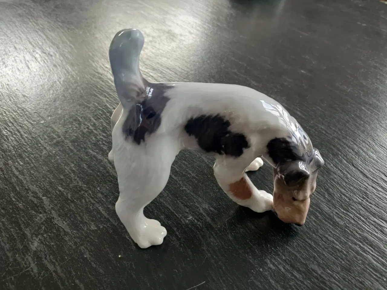 Billede 2 - Kongelig porcelæn Hund