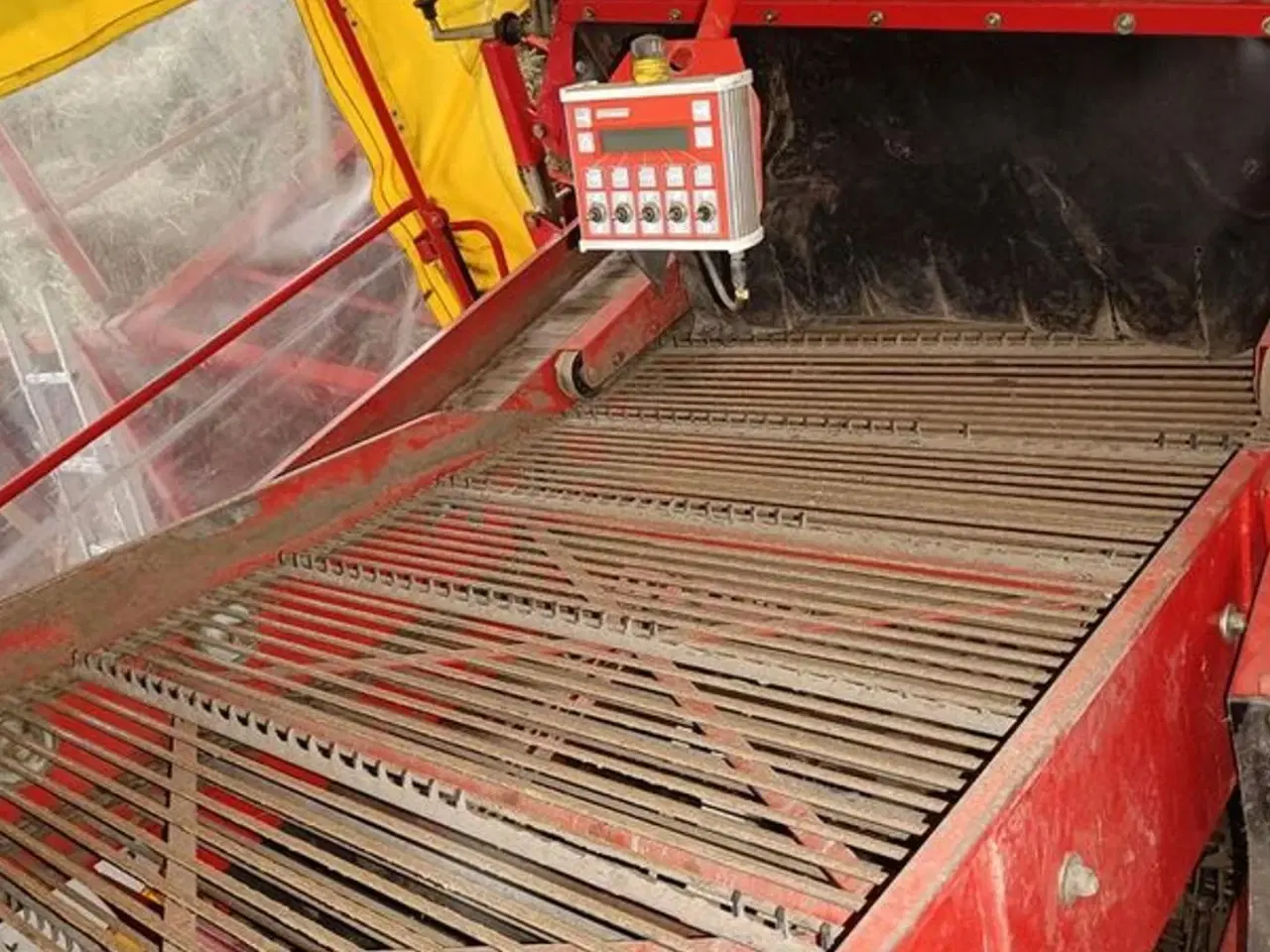 Billede 15 - Grimme SE 150-60 Grimme SE 150-60, med hjultræk og med 1700 mm indføring.