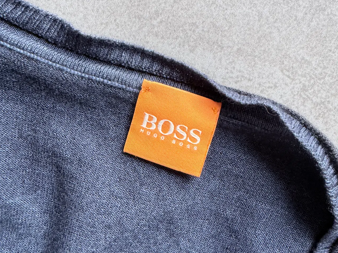 Billede 2 - Hugo Boss sweater i str M
