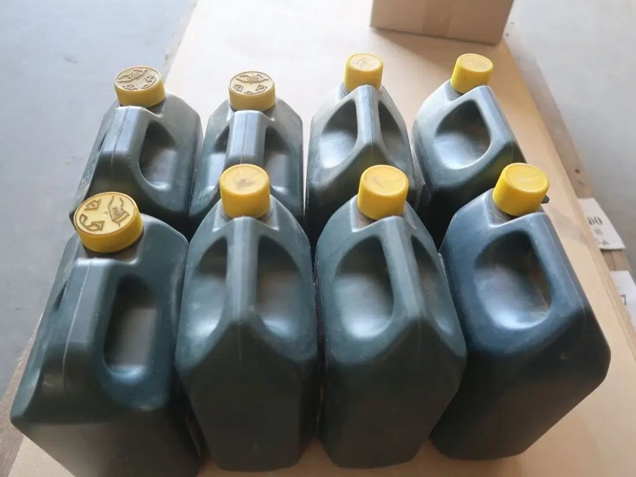 Billede 2 - 8x2,5l afrenser4 x 2,5l afrenser