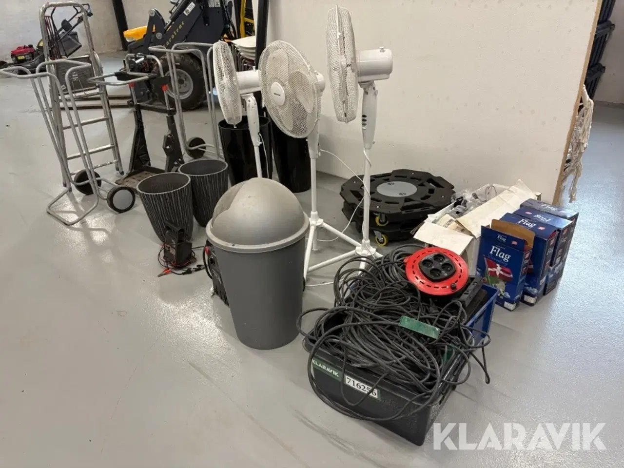 Billede 1 - Lot: forlængerledninger, blæsere og diverse.