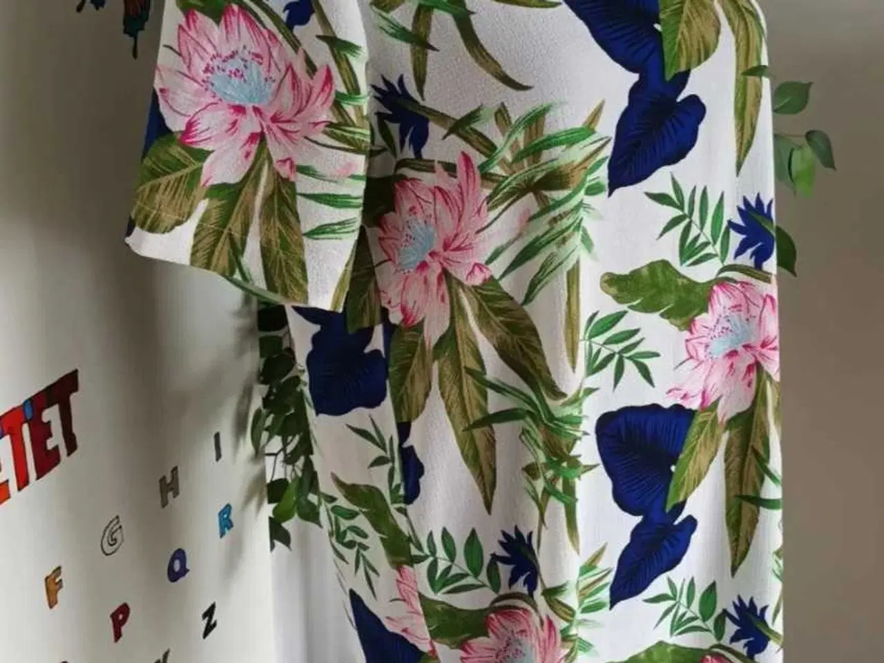 Billede 4 - Kjole. Only. Medium/38