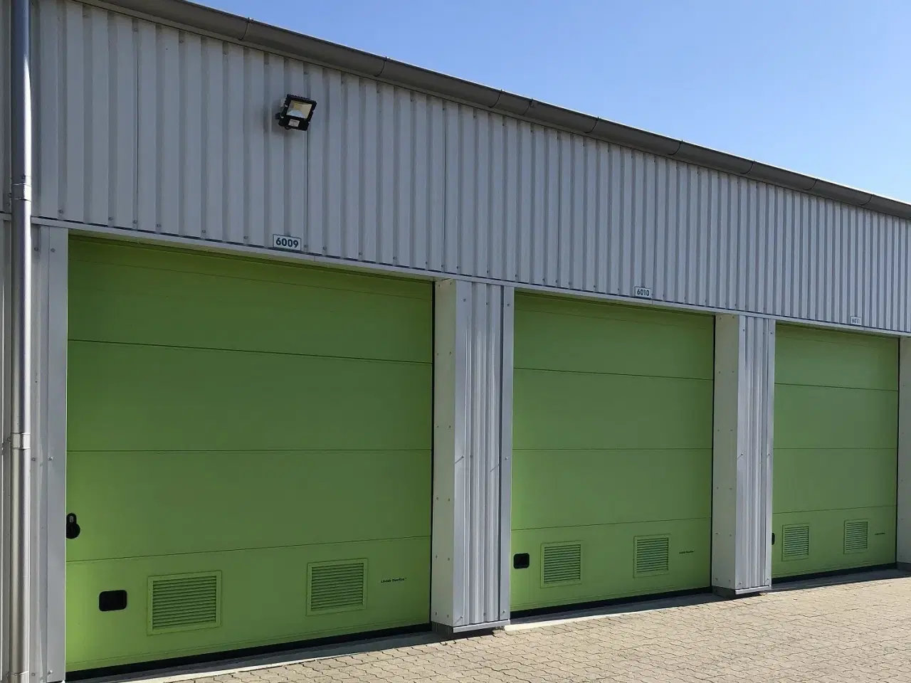 Billede 2 - 135 m2 erhverslager på Vermlandsgade tæt på indre by.