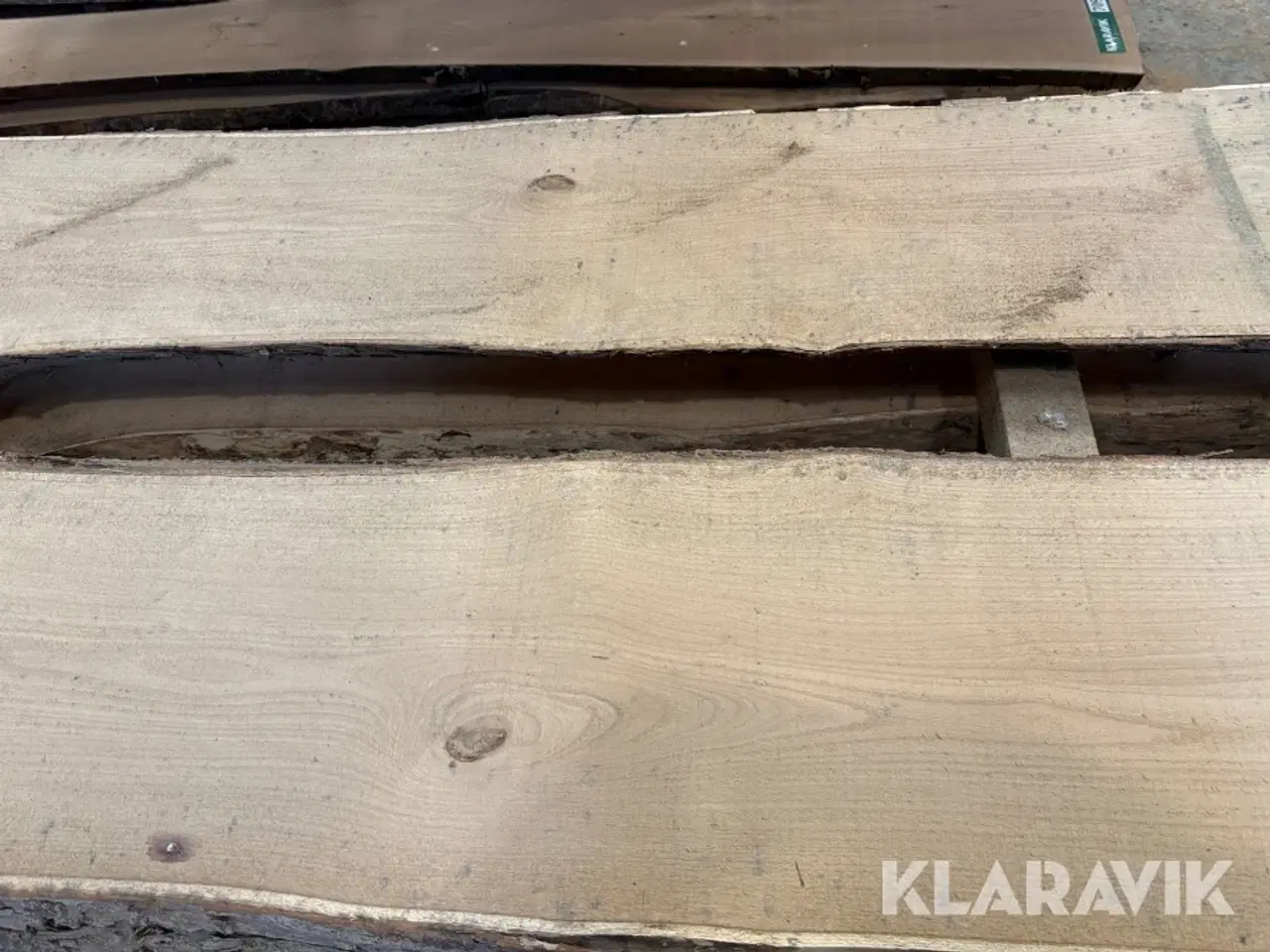 Billede 3 - Kastanje træs planker 2 styk