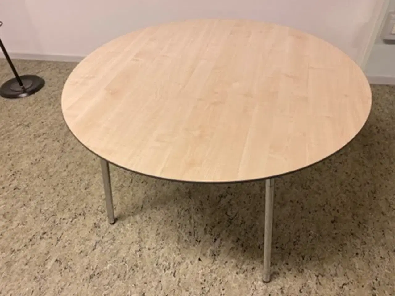 Billede 1 - Spise / mødebord rundt