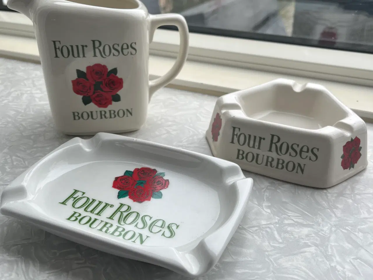Billede 2 - Four Roses Bourbon keramik sæt