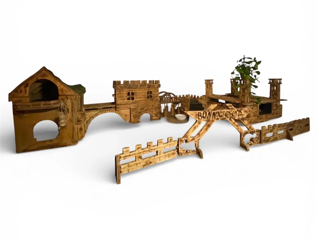 Billede 1 - 🐰 Unikt håndbygget kaninfort “Bunnywood”