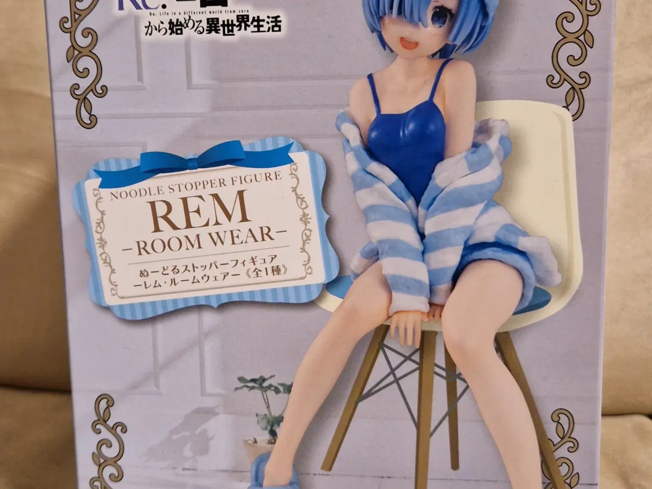 Billede 3 - Anime figur (Rem) siddende (noodle stopper)