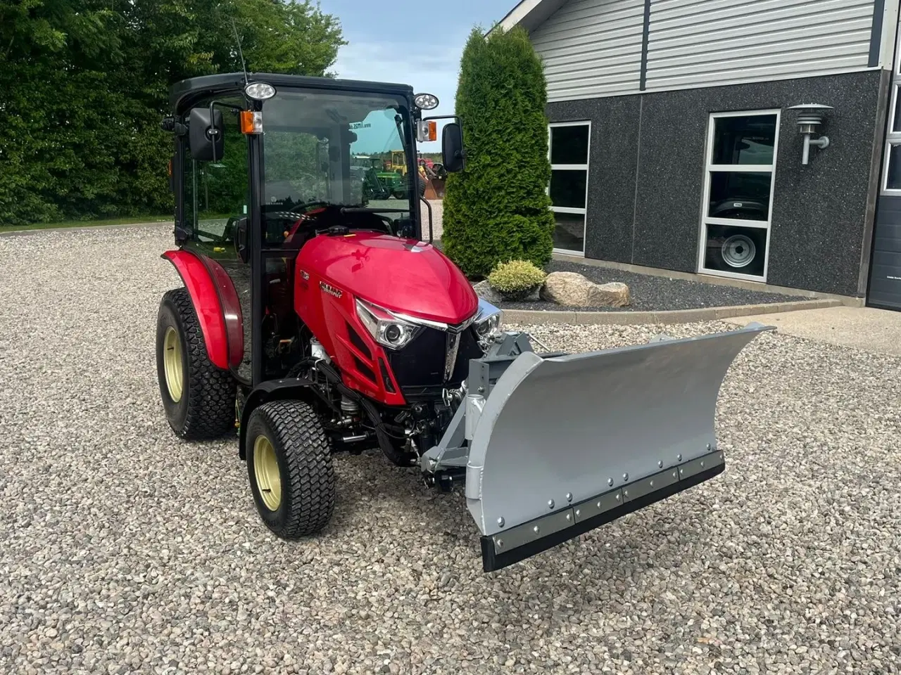 Billede 19 - Yanmar YT 235H 4WD Snow Edition med sneplov og spreder