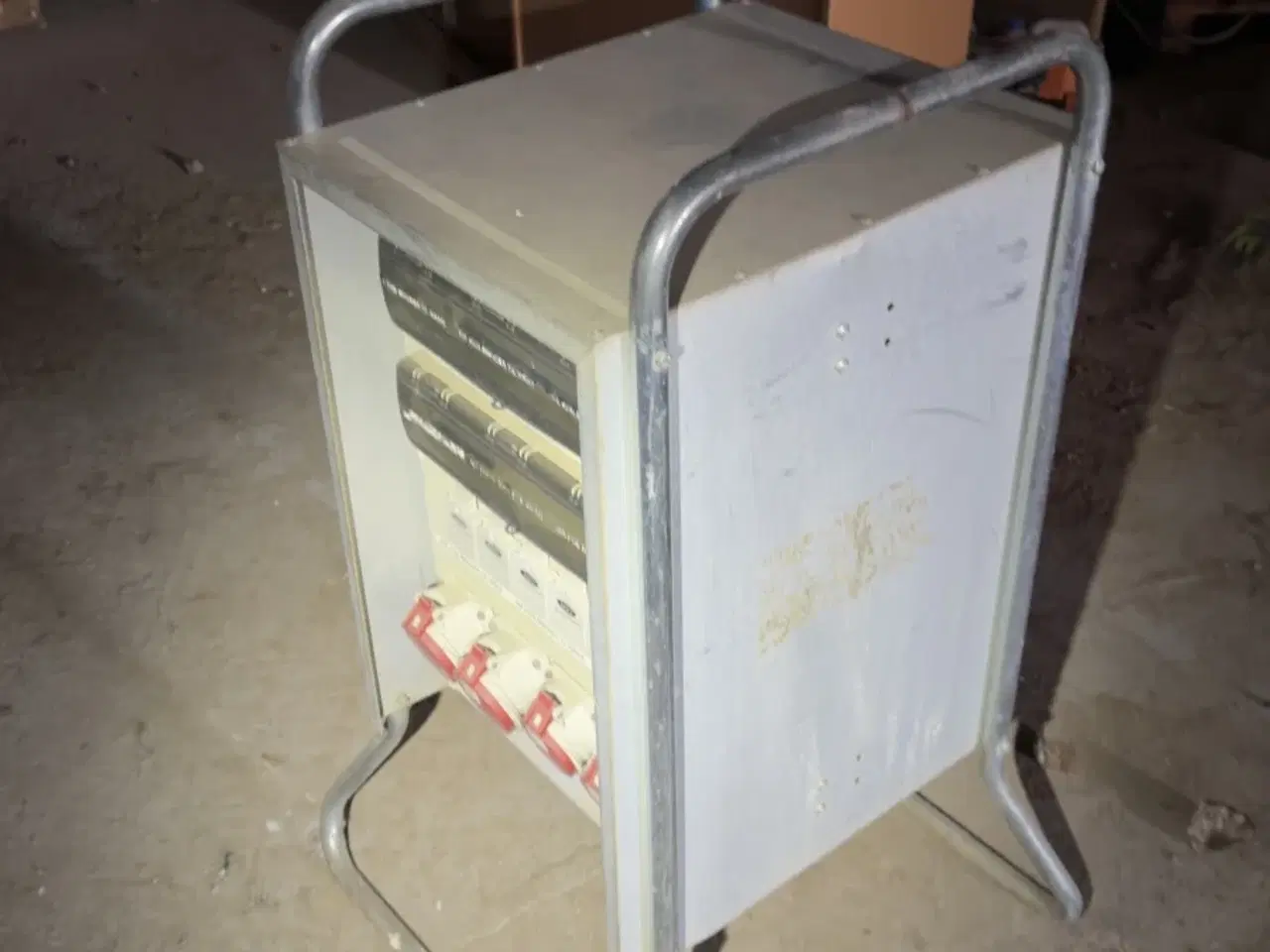 Billede 4 - Målertavle 63 A med stativ NST 63A