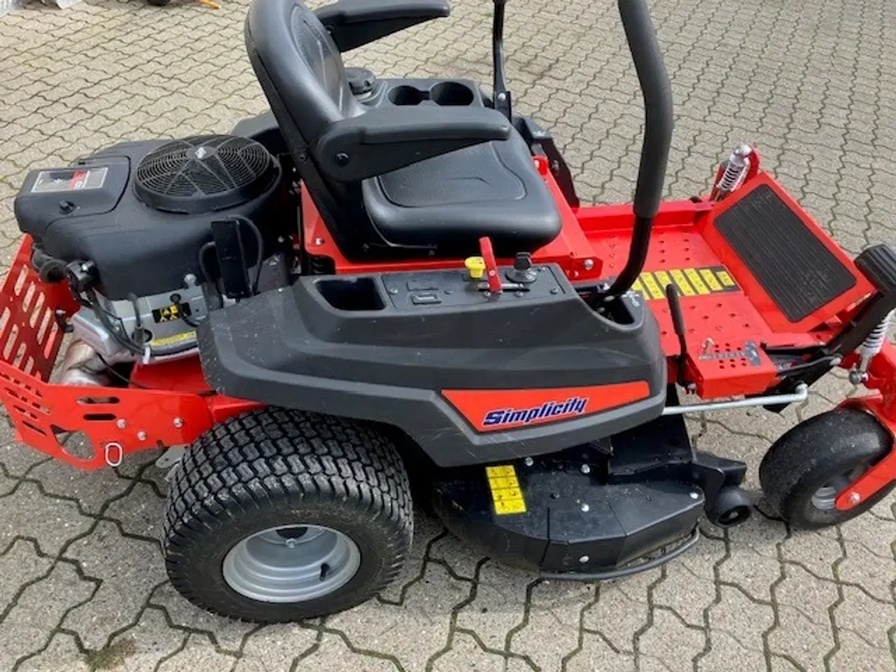 Billede 2 - Simplicity ZT 175 107 cm klipper