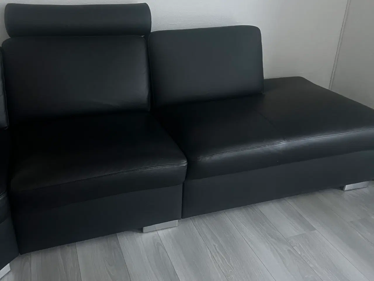 Billede 4 - Sort lædersofa/modulsofa med opbevaring