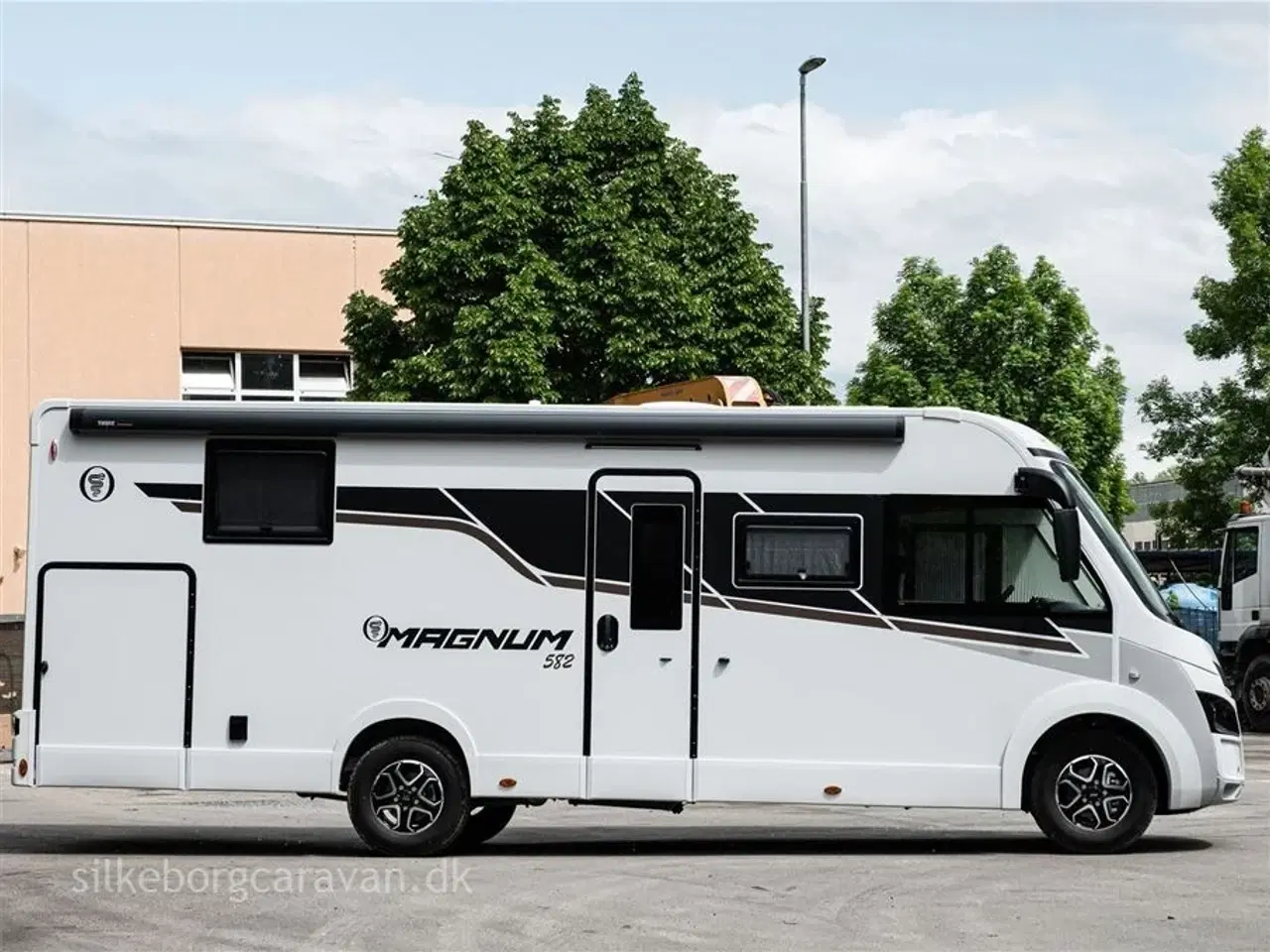 Billede 1 - 2026 - Elnagh Magnum 582