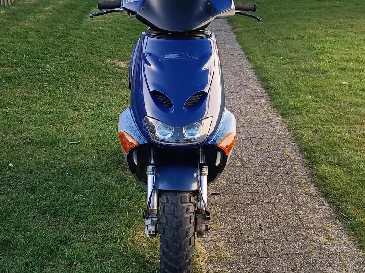 Billede 2 - Fin og iorden Aprilia Sr50 45kmt