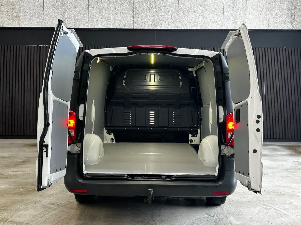 Billede 8 - Mercedes Vito 114 2,0 CDi Kassevogn aut. L RWD