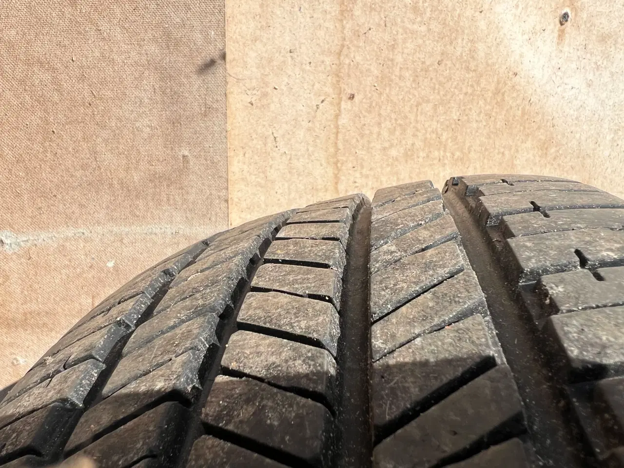 Billede 2 - 4 stk 245/65-17 dæk