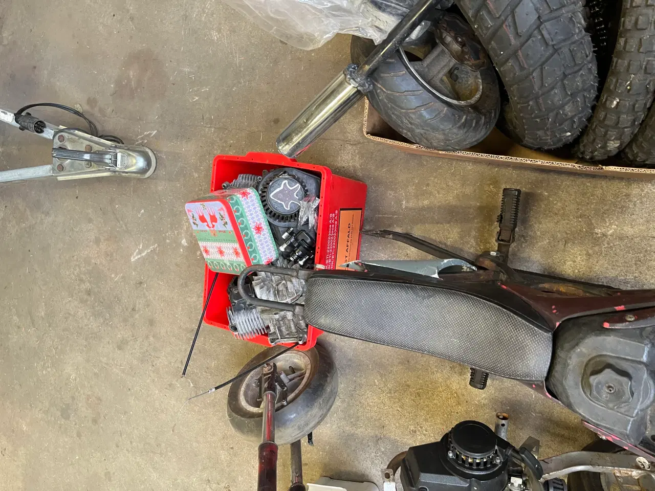 Billede 3 - Pocketbikes + dele