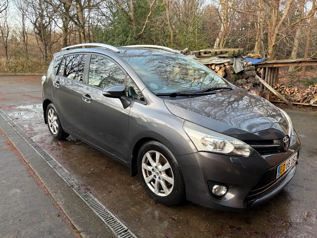 Billede 8 - Nysynet Toyota sportsvan