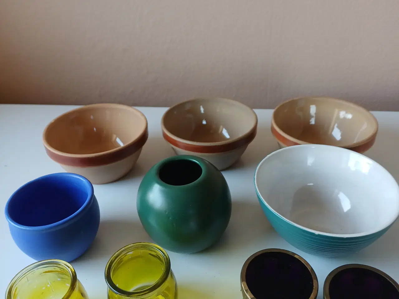 Billede 1 - Skåle, vaser og fyrfadsstager i keramik og glas