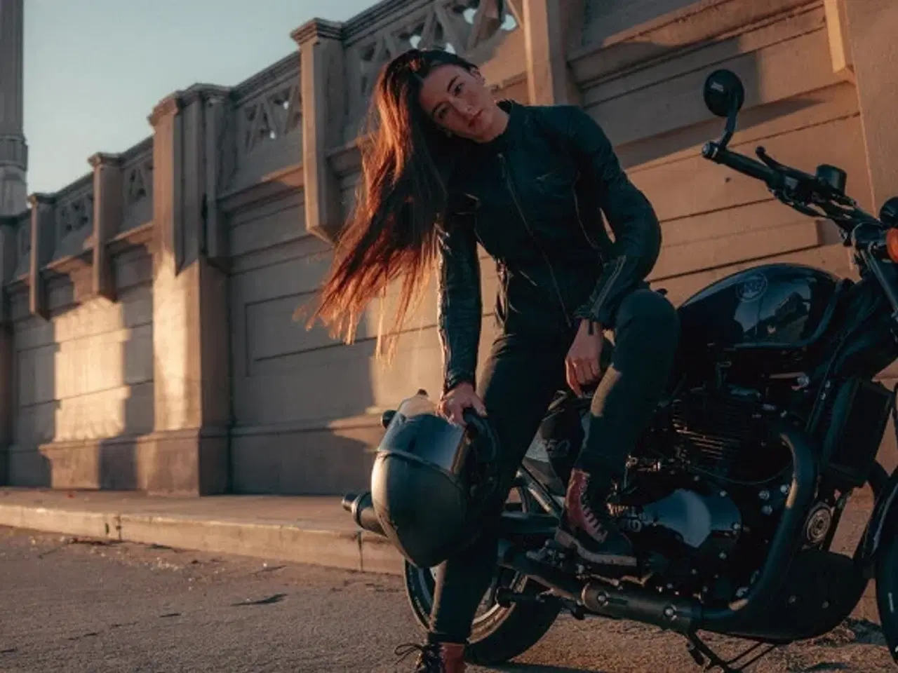 Billede 17 - Royal Enfield Shotgun 650 Sheet Metal Grey Bobber