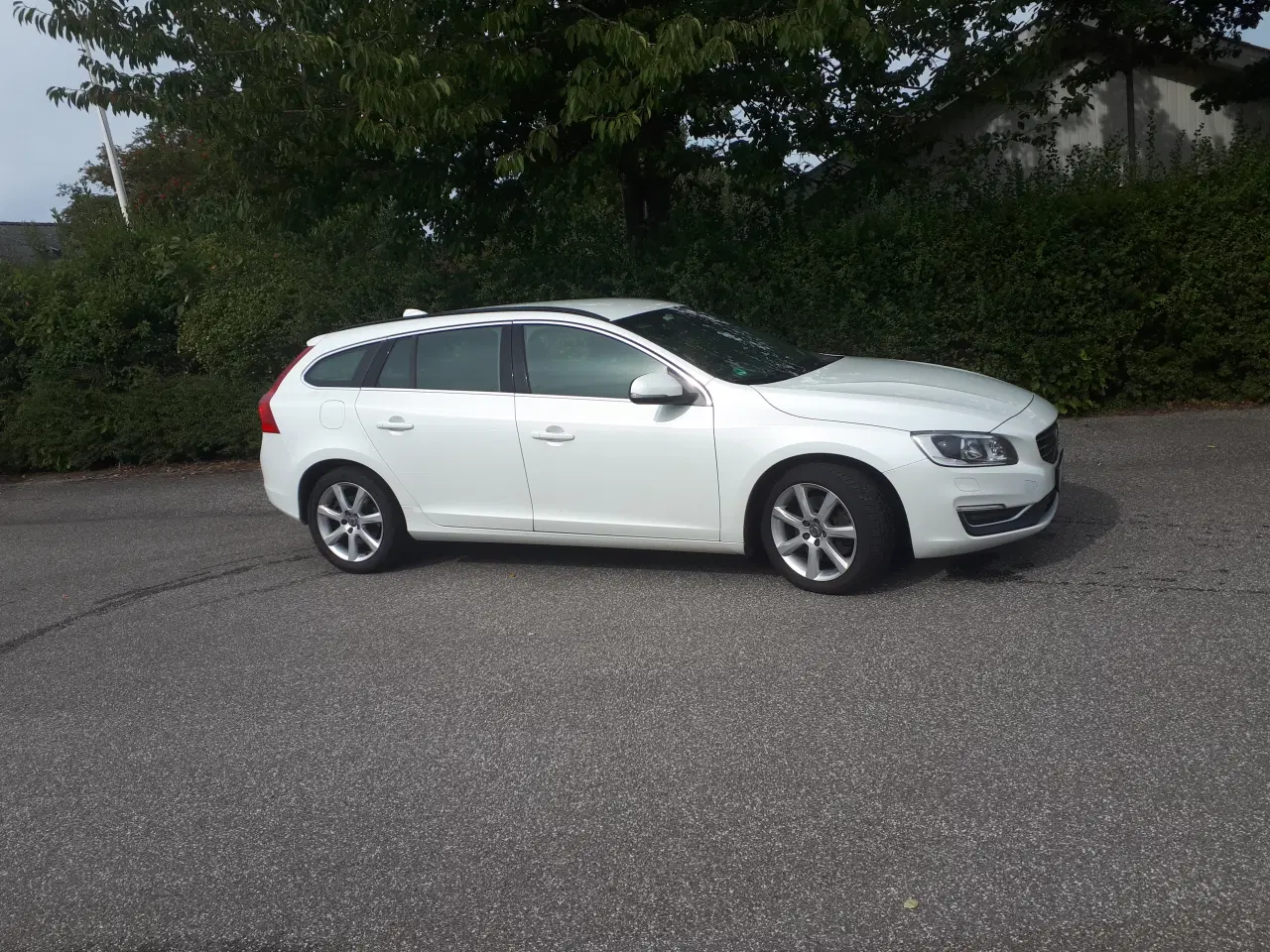 Billede 2 - Sælges Volvo V60 D5 225Hk 480Nm