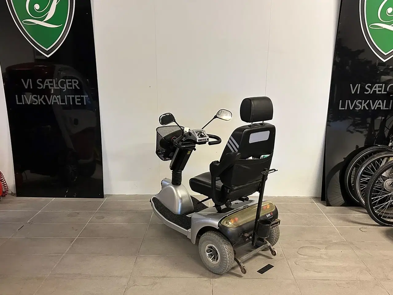 Billede 2 - Karma 3-hjulet grå