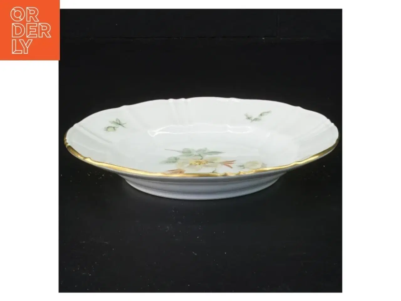 Billede 1 - Porcelænsfad med blomstermotiv